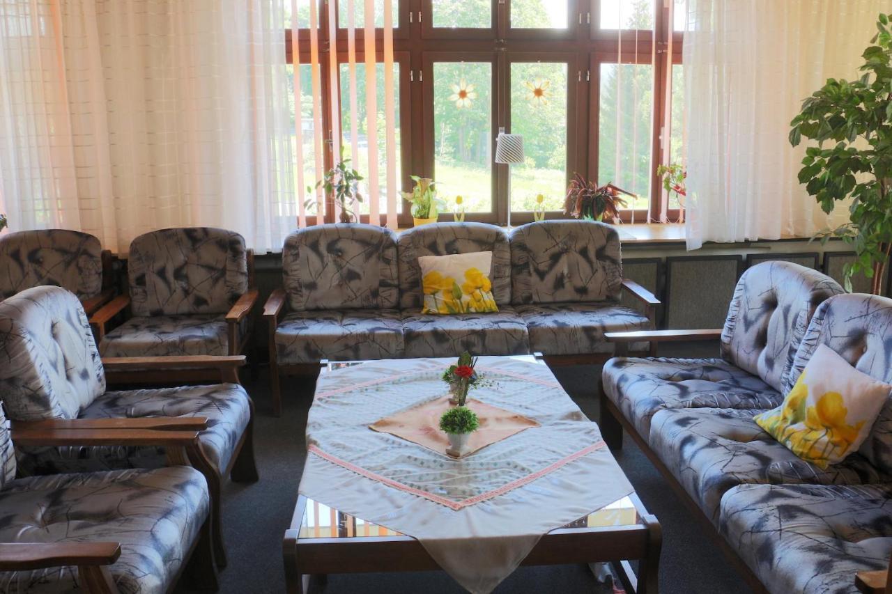 Hotel Maredis Korenov Ngoại thất bức ảnh